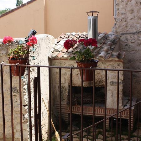Casa De Laura Guest House Aldeasona Exterior photo
